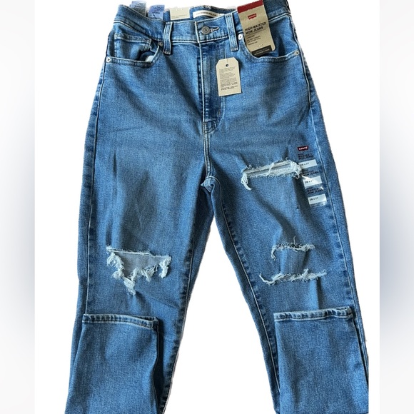 LEVIS High Waisted Mom Jeans - Picture 2 of 6